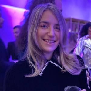 Meet your Posher, Catherine